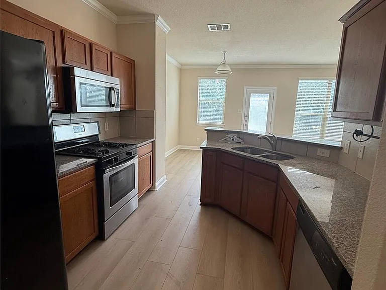 700 Mandarin Flyway #1402 — Photo 3