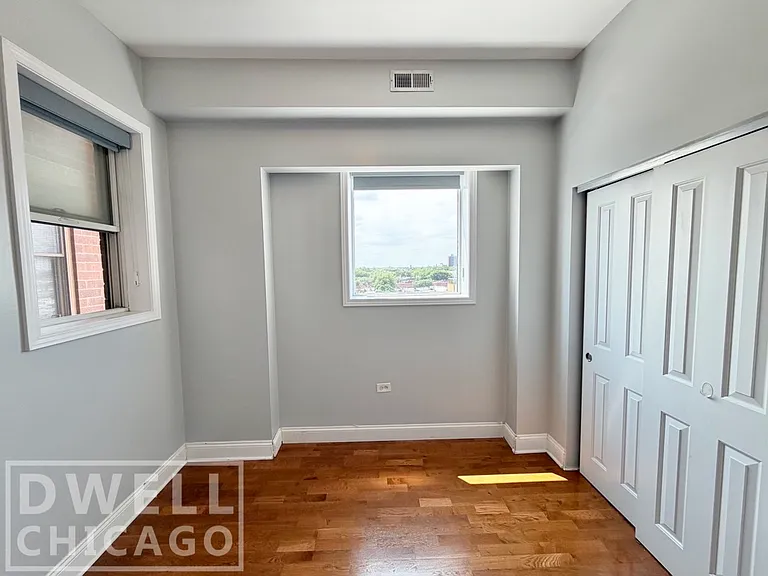 828 W Grace St #804 — Photo 8