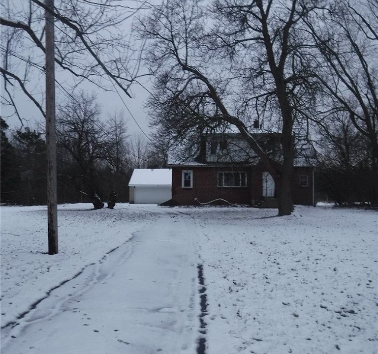 2357 Berg Rd, West Seneca, NY 14218 Zillow