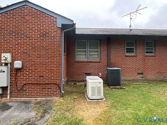 4th image of 222 N Beaverdam Rd