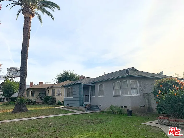 2929 Westwood Blvd — Photo 1
