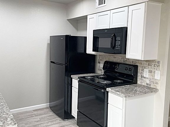 5th image of 8846 Glen Meadow Ln