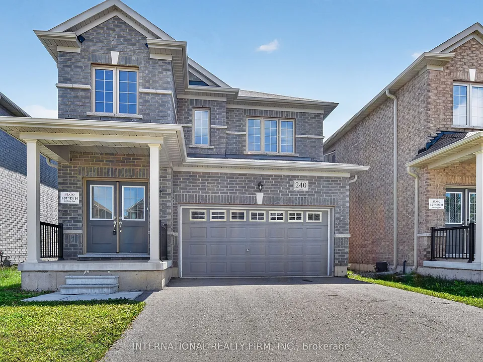 240 Ridley Cres