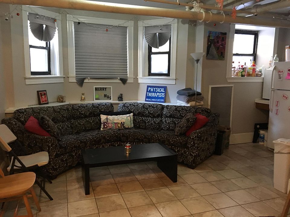 2nd image of 1056 Commonwealth Avenue I #1