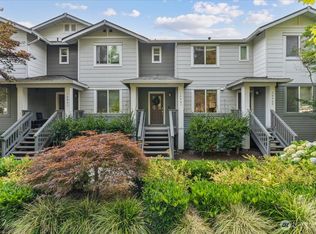 Waterstone Townhomes, Kirkland, WA 98033