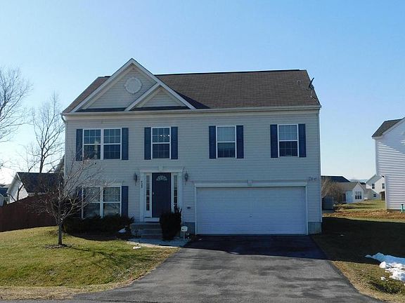 2nd image of 428 Betts Way