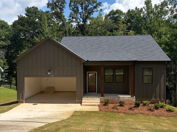 91 Willow Leaf Dr, Buchanan, GA 30113