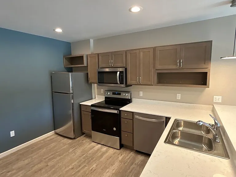 Plaza 93 Apartments — Photo 107