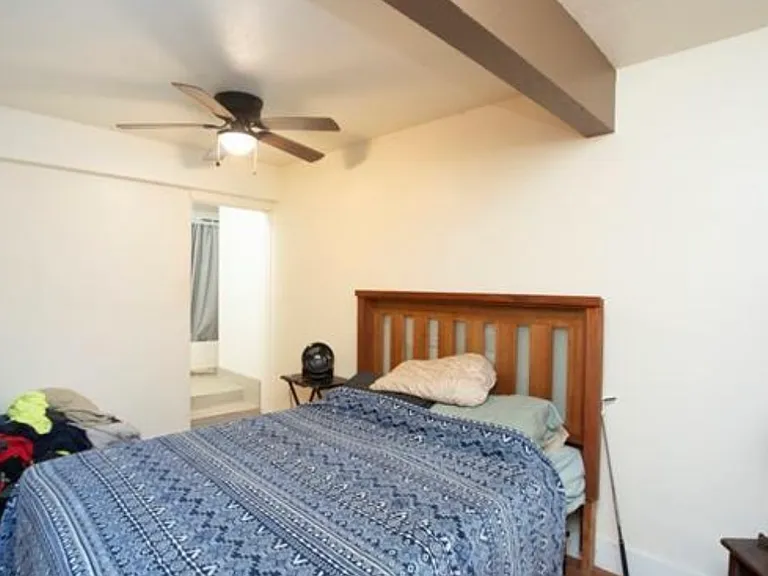 575 Linekona Pl #A — Photo 9