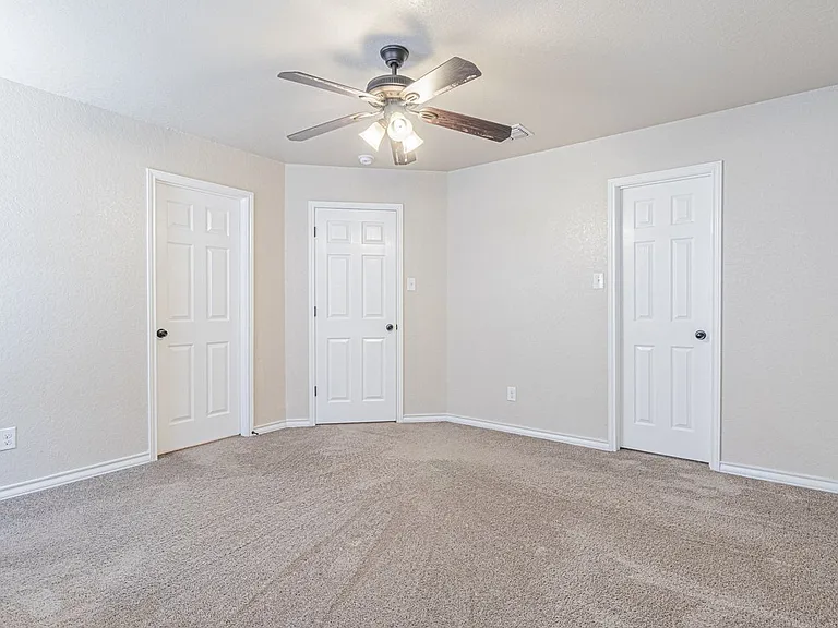 4919 Appleseed Ct — Photo 9