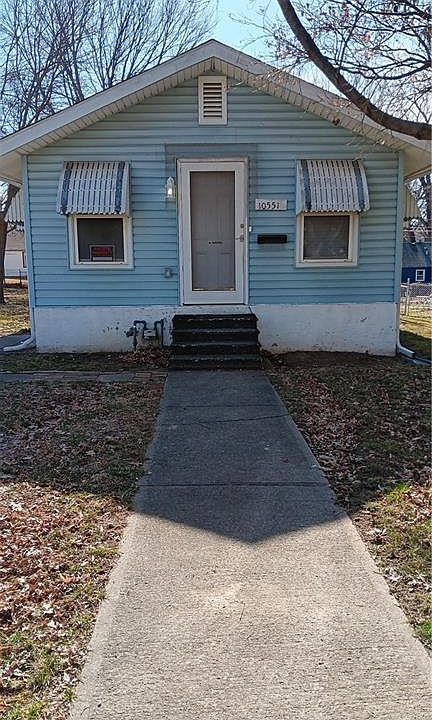 1st image of 10551 E Lake Dr