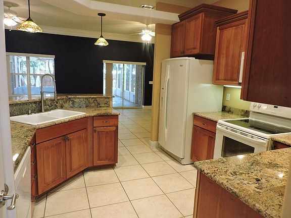 5th image of 1816 Brooke Beach Dr