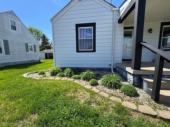 4th image of 317 Lee Blvd