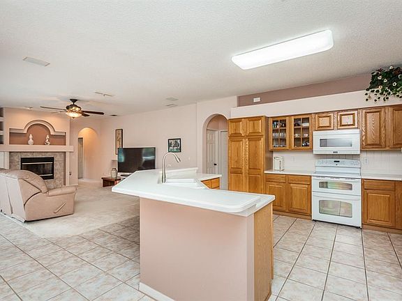 4th image of 16212 Turnbury Oak Dr