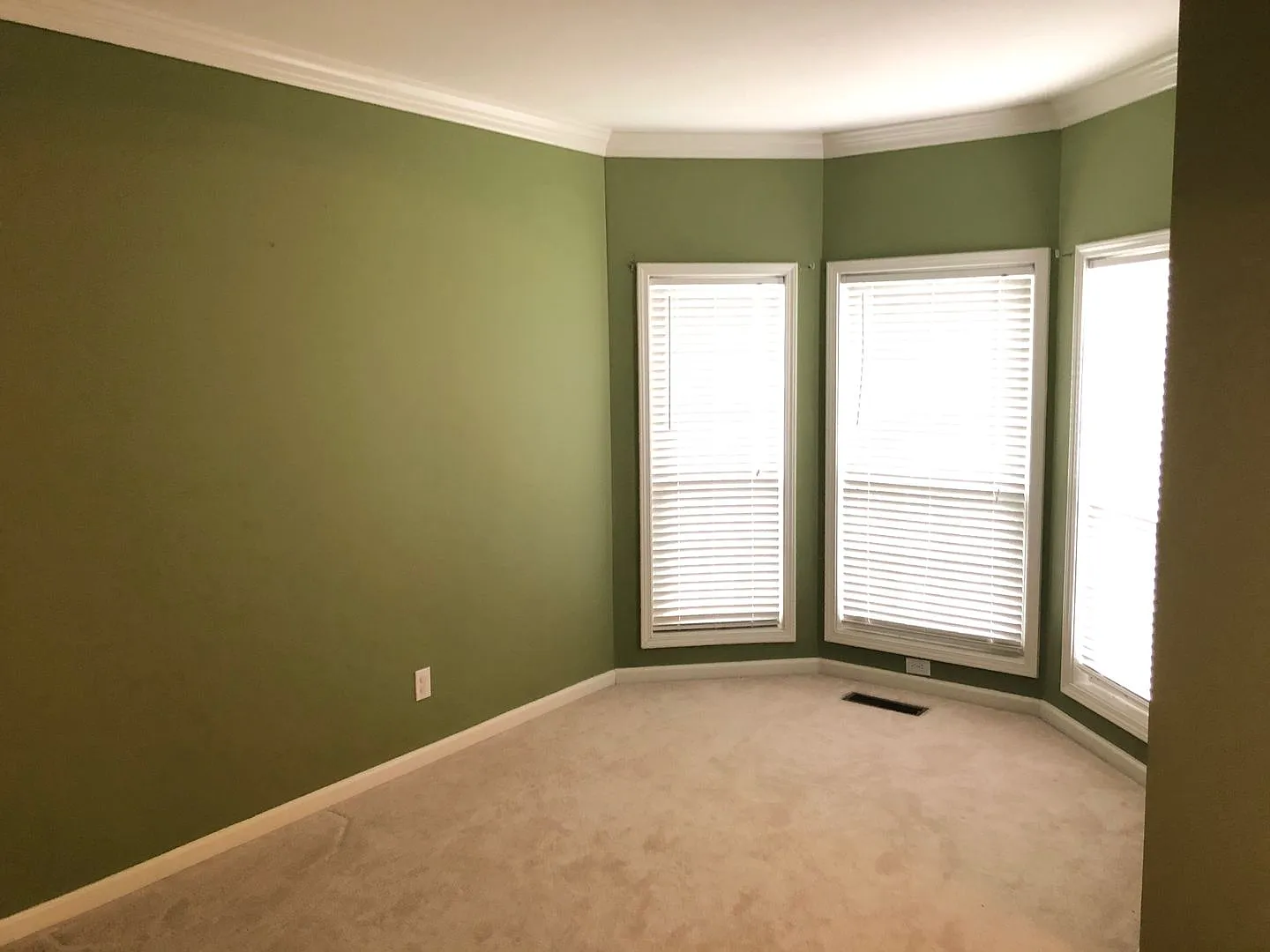 Fountain Crest 5 bed 4 full bath home in Conyers. — Photo 3