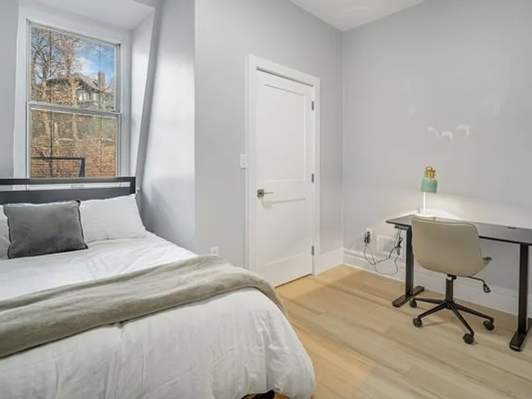 Quarry St. Apartments — Photo 31