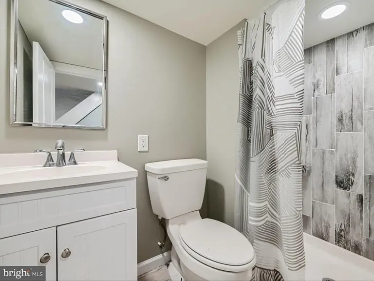 2926 E Fayette St #4 — Photo 2