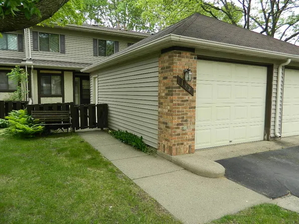 194 Bridlewood Dr, Saint Paul, MN 55119