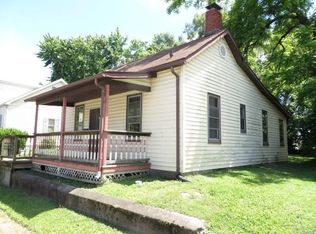 541 E 9th St, Alton, IL 62002