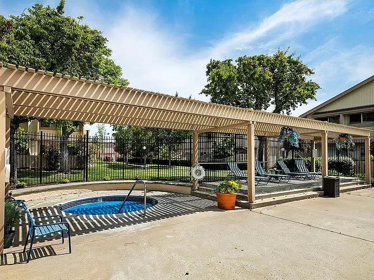 20604 Mapletree Pl — Photo 23