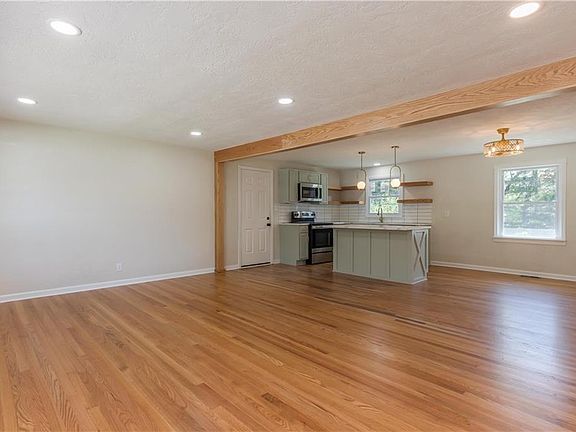 3rd image of 5225 Georgia Ave