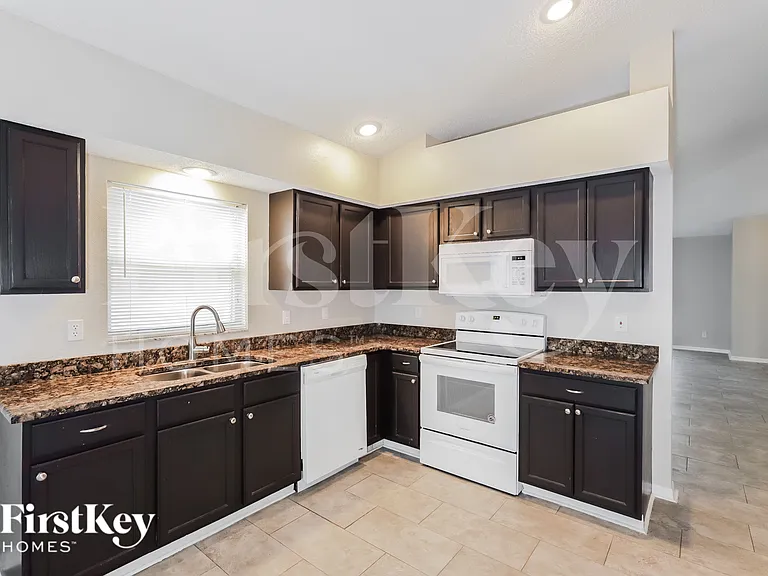 10519 Walker Vista Dr — Photo 8