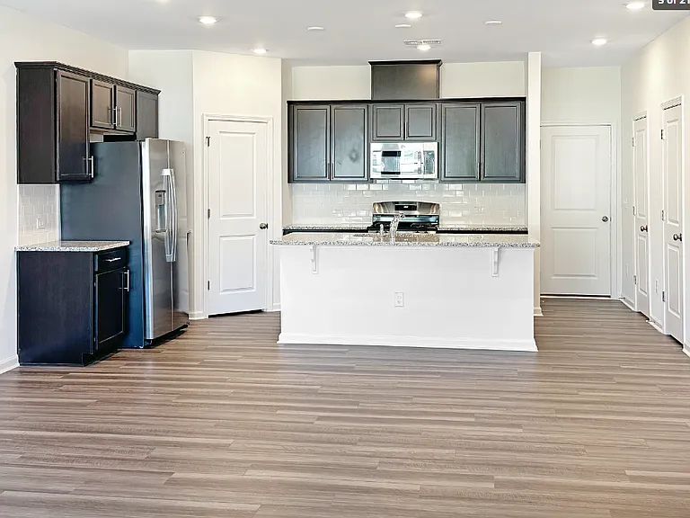 1502 Fruit Tree Ln — Photo 4
