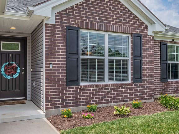 3rd image of 7078 Oakpark Dr