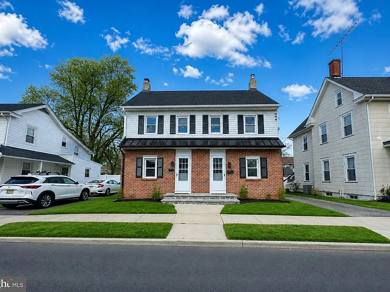 25 Green St — Photo 1