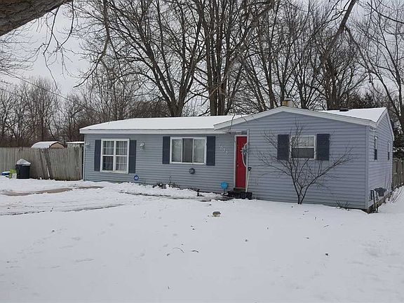 3rd image of 1035 Lucharles Ave