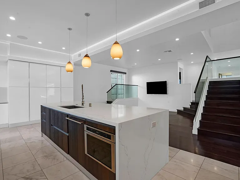 3832 Shannon Rd — Photo 17