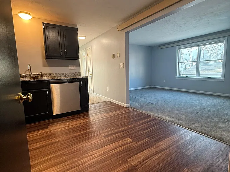 172-174 N Main St #7 — Photo 5