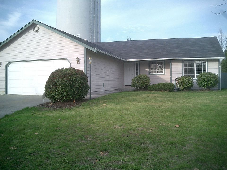 1st image of 831 130th St E