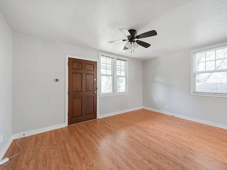 6832 SE 50th Ave — Photo 5