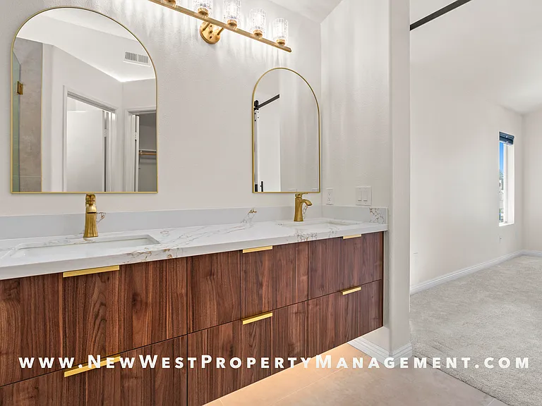5522 Renaissance Ave #1 — Photo 25