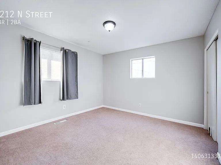 1212 N St — Photo 14