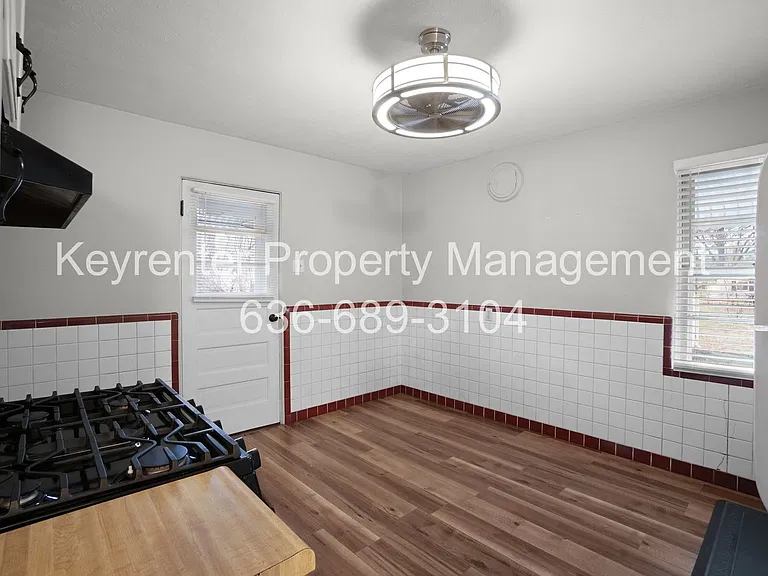 1045 N New Florissant Rd — Photo 5