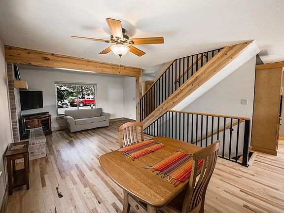 4th image of 590 Creekside Ct