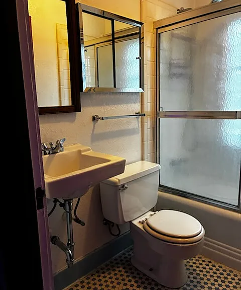 2589 N Frederick Ave #5 — Photo 6