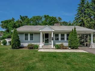 245 Lexington St, Woburn, MA 01801