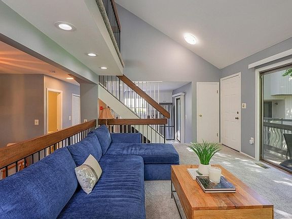 3rd image of 230 Arrowood Way Ondo