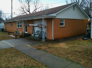 305 E Scott St, Monett, MO 65708