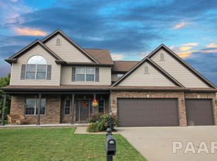 10803 N Trailside Ln, Dunlap, IL 61525