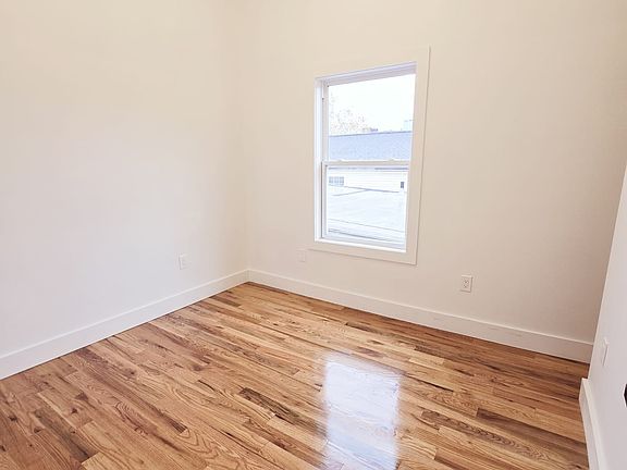 4th image of 227 Clinton Ave #1A