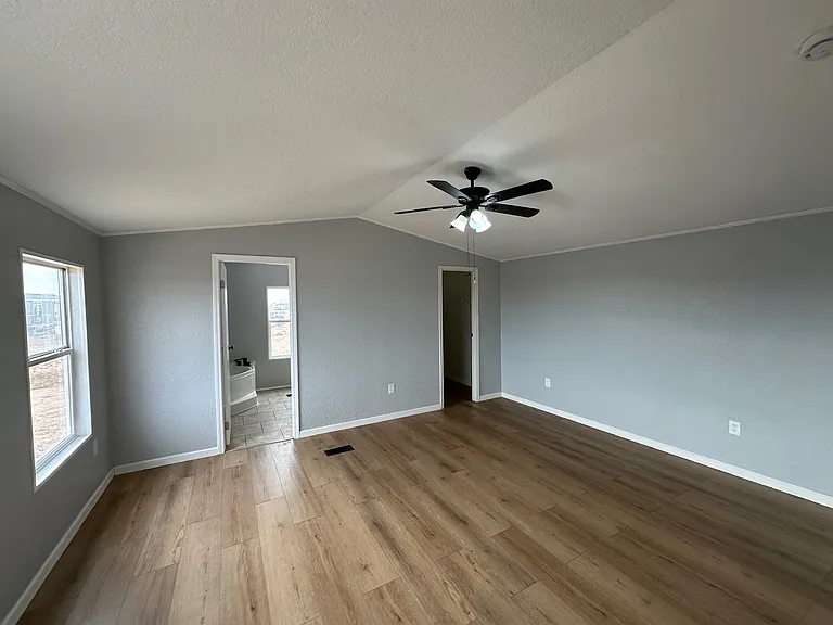 7301 E County Road 62 — Photo 12