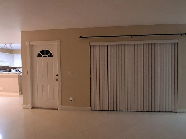 303 Waterview Dr — Photo 35