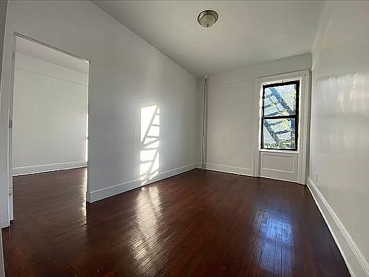 5th image of 565 W 139th St #42C