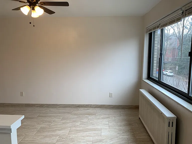 819 College Avenue — Photo 58