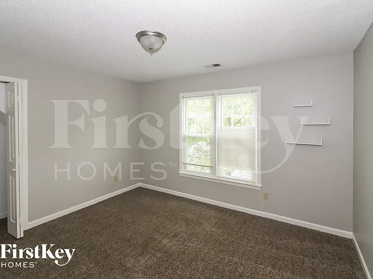 768 Pecan Grove Cv — Photo 12