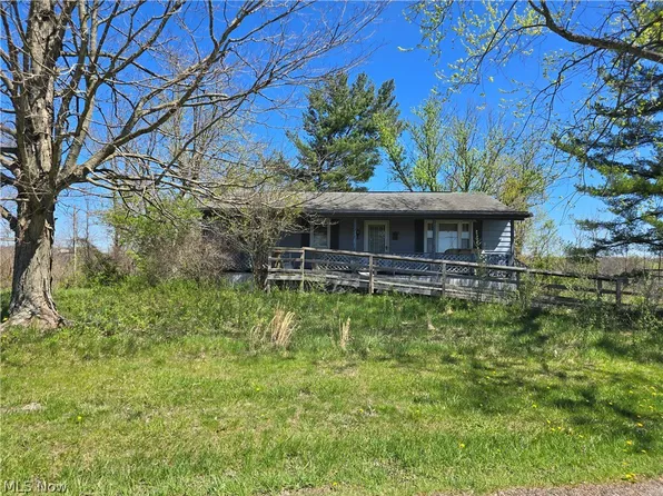 4246 N Dugan Rd NW, McConnelsville, OH 43756